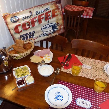 L' Appartement Du Camping Hautoreille Bannes  Kültér fotó