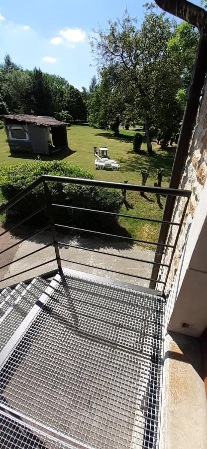 L' Appartement Du Camping Hautoreille Bannes  Kültér fotó
